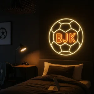 BJK Neon Futbol Topu Tasarımı – Genç Odaları İçin Efsane Işıklı Dekor